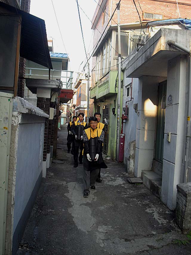 신흥동 연탄나르기 6